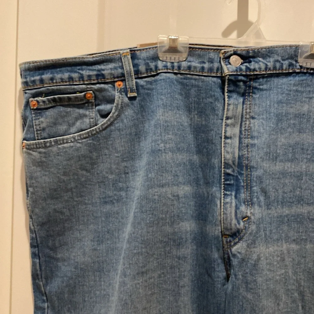 Levi’s Big‎ & Tall 550 Relaxed Jean. Sits at Your Waist, Loose Through the Thigh